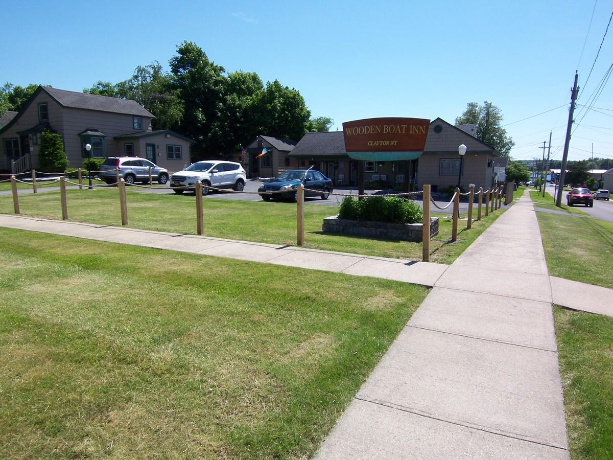 Wooden Boat Inn Clayton Exterior photo